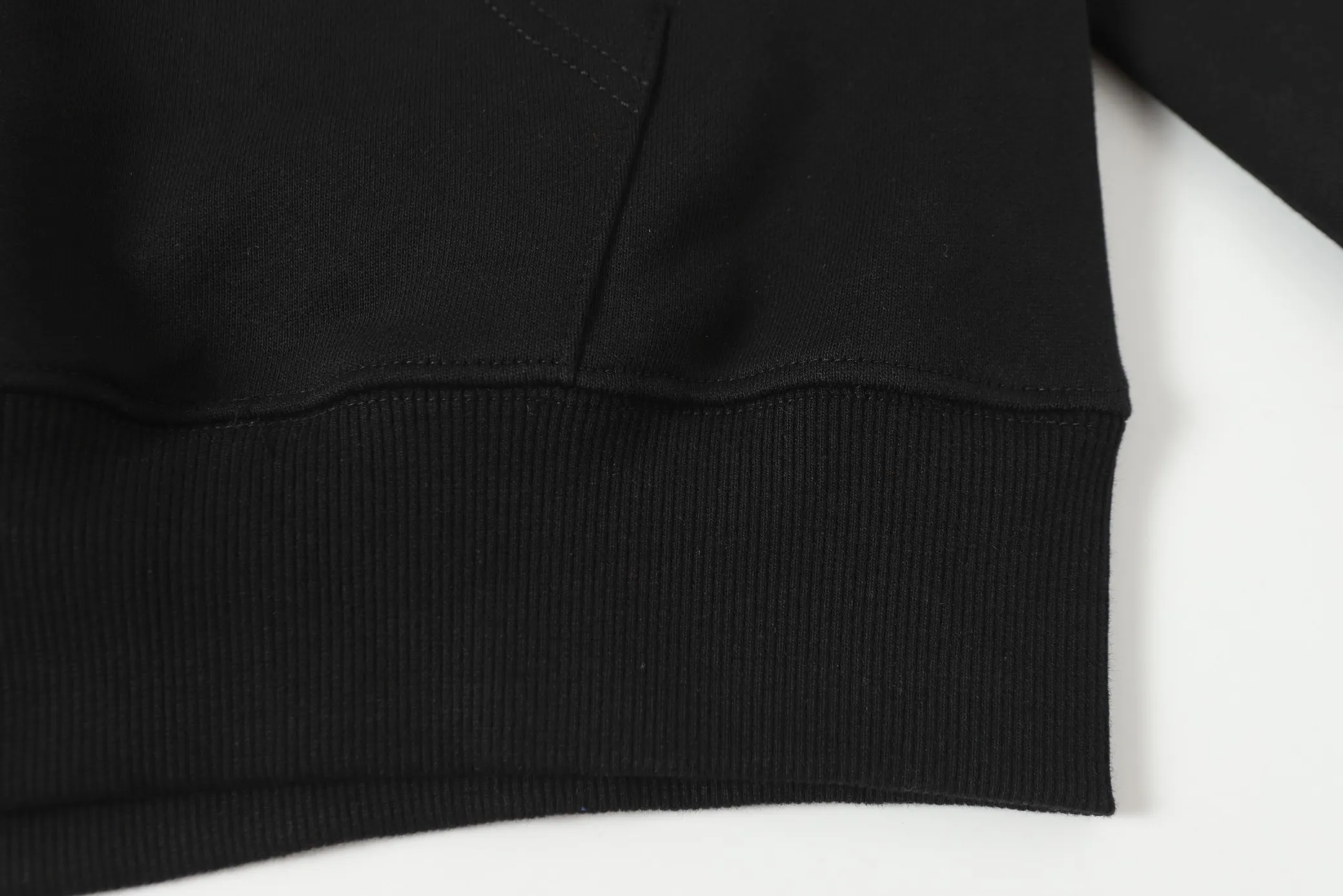 16 colors DENIM TEARS Kapok European and American trendy brand high-quality foam printed hooded sweatshirt jacket. Terry fabric weighs 380 grams. Threads are customized and dyed in the same color. Color Black Gray Blue Green Royal Blue Purple Red Orange Colorful Blue Pink White Sky Blue Brown Carbon Gray Black Gray White White Size S-XL